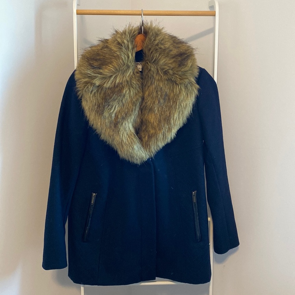 DKNY Fur Collar, Navy Zip Coat with Leather Trim - Size 4